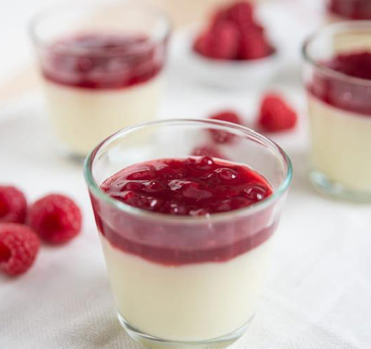 Panna cotta aux fruits rouges
