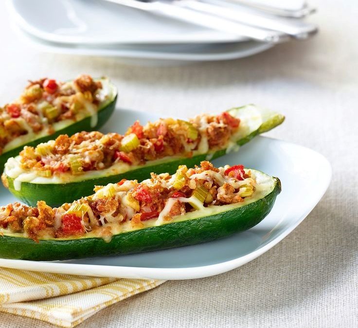 Filet de poulet et courgettes farcies